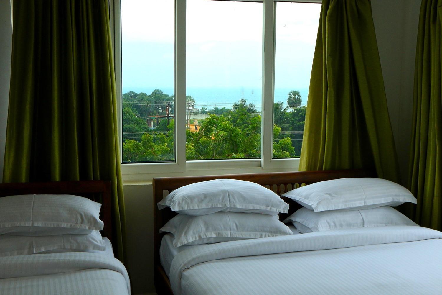 Le Holiday Inn Puduččéri Exteriér fotografie